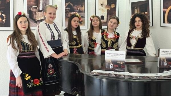 Pevačka grupa Lepterija